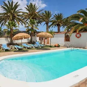 https://finca-el-castillo.tenerifehoteles.net